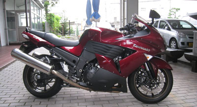 zzr1400_yoko.jpg