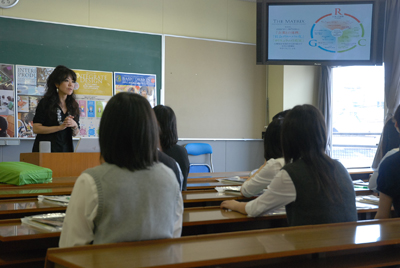 後楽館高校の生徒さんが来校：学校説明